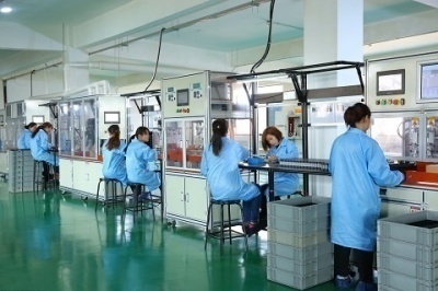 《電子廠招聘信息全析：多樣崗位、優厚福利與美好前景》